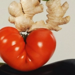 Скульптурная композиция с символикой перца чили в объемном искусстве